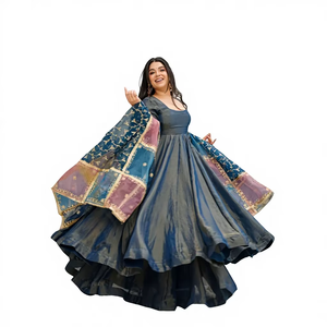 ชุดแต่งงานฤดูหนาวสไตล์อินเดียขายดี ชุดฤดูร้อนผ้าไหมปักลายหนักประดับเลื่อม ซัลวาร์ คามีซ ทรงเข้ารูปสำหรับงานปาร์ตี้ - Product Image 1