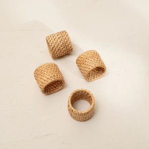 Anneaux de serviette en rotin faits à la main en gros, décorations de table tissées naturelles pour mariages, événements, restaurants, fournisseur OEM - Product Image 4