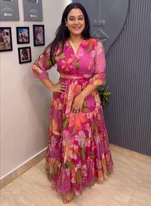 ชุดเดรสยาวทรงเอไลน์สไตล์อานาร์กาลี ผ้าจอร์เจตต์ ชุดเดรสยาวปานกลางสไตล์อินเดีย ชุดเดรสยาวลายดอกไม้สำหรับผู้หญิง ชุดเดรสยาวดีไซน์ใหม่ล่าสุด - Product Image 4