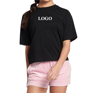 Conjunto informal de verano de 2 piezas para niñas, camiseta negra estampada con pantalones cortos rosas, conjunto de jersey de manga corta con cuello redondo - Product Image 1