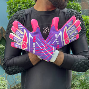 Gants de gardien de but professionnels en latex allemand Silver Sea Sports, unisexes, hybrides, à doigts plats, fermeture à boucle et crochet, respirants - Product Image 4