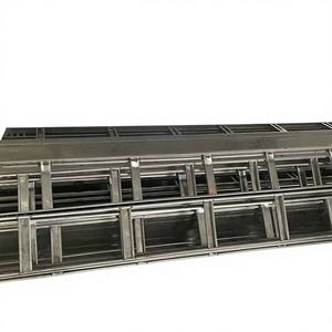 Bandejas Portacables de Acero Ventiladas/Perforadas Tipo Canal, Personalizables, Superficie Pregalvanizada, Estructura de Viga Transversal Duradera - Product Image 1