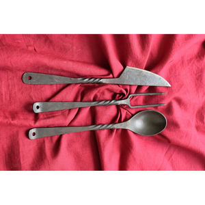 Juego de cubiertos Burraq DIY OEM personalizado, hecho a mano, estilo medieval antiguo, de acero con alto contenido de carbono, cuchillo de cocina, cuchara, tenedor, cuchillo forjado a mano para la cena - Product Image 3
