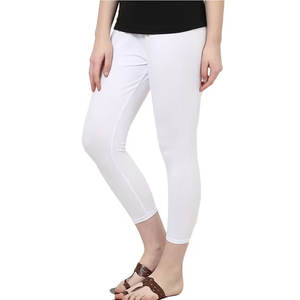 Leggings de yoga para mujer con nuevo diseño y cintura alta de soporte para entrenamiento y correr. - Product Image 1