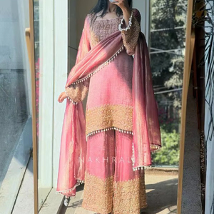 Ensemble Kurta et Palazzo de Luxe pour Femme Ramdev Trading en Georgette de Renard Brodé Séquencé 5mm Séchage Rapide Toutes Saisons - Style Moderne - Product Image 4