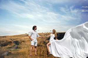 Maternidad tren largo Santorini Shoot Trail vestido Baby Shower Shoot vestido volador para mujer - Product Image 2