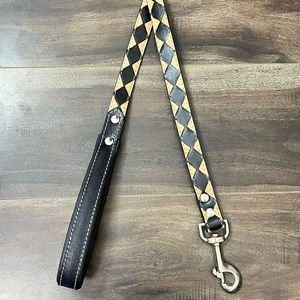 Correa multifunción de lujo de cuero negro y tostado a mano, correa de cuerda para perros manos libres, accesorio de boda personalizado para mascotas - Product Image 5