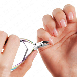 Pousse-cuticules et coupe-cuticules professionnels en acier inoxydable sur mesure pour manucure de précision – Vente en gros - Product Image 5