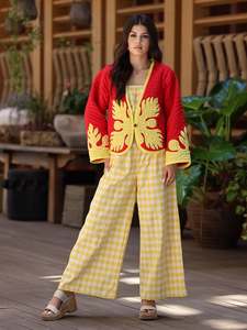 เสื้อแจ็คเก็ตฮาวายทรงครอป ปักลายใบไม้เขตร้อนสีแดงเหลืองสดใส แขนยาว ติดกระดุมเม็ดเดียว คอวี เสื้อคลุมตัวนอกสำหรับผู้หญิง - Product Image 3