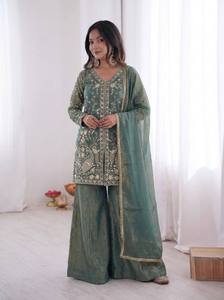 Ensemble Kurta et pantalon traditionnel indien pakistanais vert pour femme avec dupatta, coupe ample longue jusqu'au sol, tenue de mariage - Product Image 3