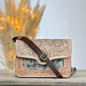 Bolso de Hombro Cruzado de Piel Genuina de Vacuno con Solapa y Adorno de Piedras, Diseño de Última Moda, Estilo Vintage Hecho a Mano para Mujer - Product Image 3