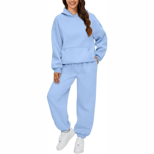 Trajes Deportivos para Mujer al por Mayor, Ajustados, Personalizados, Estilo Único, Colores Sólidos, Ropa Deportiva Moderna y Transpirable para Mujer - Product Image 2