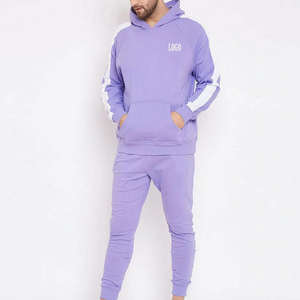 Ensemble de survêtement lavande pour homme : sweat à capuche et pantalon de jogging – Tenue décontractée deux pièces pour la gym, le jogging et le streetwear - Product Image 1