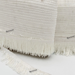 Flecos de Cadena de Poliéster Blanco al por Mayor para Accesorios de Ropa y Proyectos de Bricolaje - Product Image 1