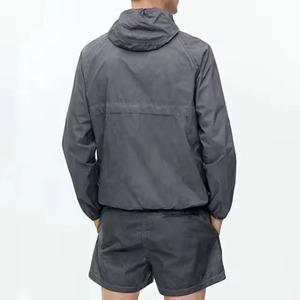 Veste coupe-vent pour homme de haute qualité avec impression de logo personnalisée, nouveau design, ensemble court, dernière version, meilleure qualité - Product Image 3