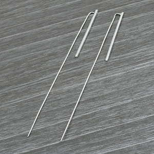 Boucles d'oreilles élégantes et minimalistes en argent sterling 925, au design élancé et fini lisse, bijoux modernes pour un usage quotidien - Product Image 6
