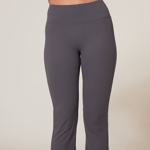 ชุดโยคะผู้หญิงสีพื้นพิมพ์ลายโลโก้ด้านหน้า ระบายอากาศได้ดี เป็นมิตรกับสิ่งแวดล้อม เหมาะสำหรับออกกำลังกาย เอวกลาง ชุดกีฬาโยคะ - Product Image 5