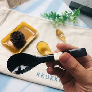 Las cucharas de cuerno de búfalo natural más vendidas del año 2026, comúnmente utilizadas para comer caviar, servir ensaladas y degustar platos finos. - Product Image 3