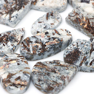 อัสโทฟิลไลต์ธรรมชาติ ดรูซี่ พลอยเม็ดเดี่ยว แฮนด์เมด คาโบชอง คริสตัลบำบัด สีขาวเปลี่ยนเป็นสีทอง คุณภาพสูง ขายส่ง - Product Image 5