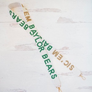 Bolso bandolera ancho con cuentas y diseño de los Baylor Bears de CRYSTAL CRAFT, ideal para estadios, juegos deportivos, universidades, personalizado y hecho a mano. - Product Image 1