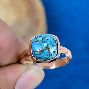 Bague artisanale en argent sterling 925 plaqué or rose avec pierre précieuse turquoise bleue en forme de coussin - Product Image 2