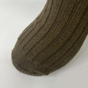 Crew <b>Socks</b> Men <b>Women</b> Outdoor Hiking Cotton Solid Green Breathable Knitted <b>Socks</b> for Adults Autumn Season Standard <b>Thickness</b> - Product Image 4