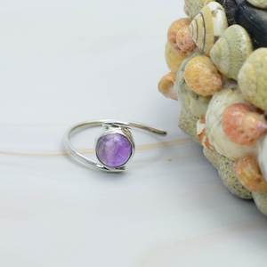 Anillo de piedra preciosa de amatista natural, forma redonda y lisa, plata de ley 925, anillo de moda para mujer, joyería para fiestas, hecho a mano, al por mayor. - Product Image 1