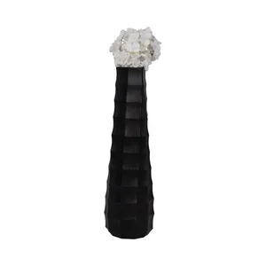 Vase à fleurs en métal fait main, design d'intérieur contemporain, centre de table floral, vase de sol moderne en fer forgé noir, style côtier - Product Image 3
