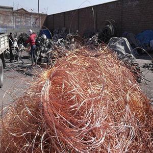 Alambre de Cobre Desnudo Brillante con una Pureza del 99.9% para Reciclaje o Fabricación de Cables - Product Image 5