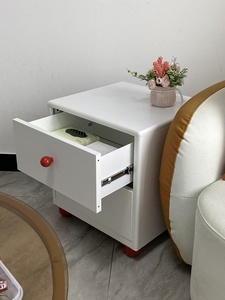 Table de chevet compacte à 2 tiroirs avec design peu encombrant, meuble de rangement peu encombrant, table de chevet pour chambre à coucher, maison, salon - Product Image 6