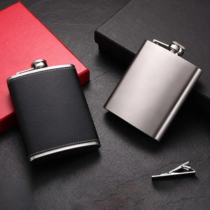 Petaca Portátil de Acero Inoxidable, Elegante, para Vino, Whisky o Licores, Ideal para Viajes, Campamentos y Eventos al Aire Libre - Product Image 2