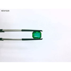 Émeraude naturelle zambienne, taille octogonale facettée, 3,84 ct, haute qualité, pierre précieuse en vrac pour la fabrication de bijoux - Product Image 1