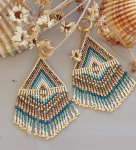 Pendientes de Borla con Cuentas Hechas a Mano, Joyería de Moda, Estilo Boho, Diseño Degradado Multicolor, Aros Dorados - Product Image 5