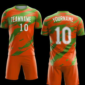 ชุดฟุตบอลพรีเมียมแบบกำหนดเอง เสื้อและกางเกงขาสั้น ชุดแข่งฟุตบอล พิมพ์ลายแบบ Sublimation รับผลิตแบบ OEM ODM แบรนด์ส่วนตัว โรงงานผลิตชุดทีม - Product Image 1
