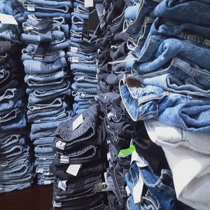 กางเกงยีนส์เดนิมทรงตรงสีเข้มแบบลำลองสำหรับผู้ชาย ฤดูร้อน ฤดูใบไม้ผลิ ฤดูหนาว ปี 2023 มีสินค้าในสต็อกจากบังกลาเทศ - Product Image 1