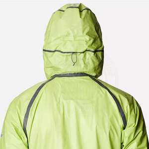 Veste de pluie pour homme, facile d'entretien, veste d'hiver imperméable, tissu résistant aux plis, style décontracté - Product Image 4