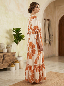 Robe longue bohème blanche à imprimé floral pour femme, col en V, manches bouffantes à nouer, taille élastique, ourlet à volants - Product Image 5