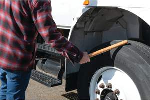 Martillo de madera maciza para neumáticos de camiones, autobuses, vehículos recreativos, remolques y SUVs, construcción de madera dura con correa para la muñeca - Product Image 5