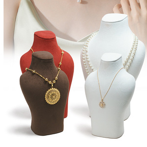 Busto de terciopelo para exhibición de joyas, soporte para collares, para visual merchandising en tiendas - Product Image 3