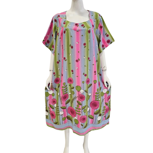 Robes décontractées à col carré pour femmes par Chrysanta, confortables à porter au quotidien et disponibles en 5 couleurs différentes - Product Image 1