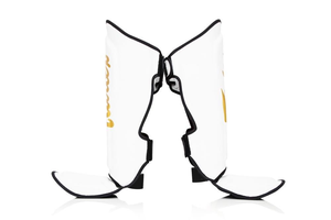 Espinilleras Fairtex Blancas y Doradas Hechas a Medida en Cuero Genuino a Precio Económico, Espinilleras de Muay Thai de Alta Calidad con Cierre de Velcro - Product Image 3
