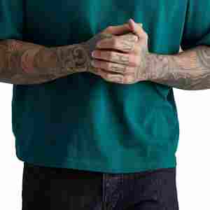 Camiseta de Manga Corta 100% Algodón, Corte Cuadrado, para Hombre, Ajuste Holgado, Estampada, Precio Accesible, Diseño de Fábrica, Nueva - Product Image 5