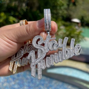 Colgante con nombre de letra de moissanita talla baguette con incrustaciones de circonitas, con la inscripción 'Stay Humble', chapado en rodio sobre plata 925, estilo Hip Hop, colgante inicial - Product Image 2