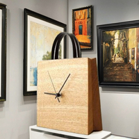 Horloge murale carrée en bois faite à la main de luxe |   Quartz silencieux |   Motif de portrait de style Art déco antique pour la maison