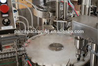 Capsuleuse de suivi électrique compacte pour lignes de production de table pour bouteilles en verre cosmétiques sacs en papier à pompe à noyau alimentaire