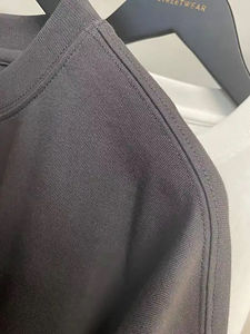 Fabricants de vêtements de haute qualité, logo personnalisé, streetwear, t-shirts pour hommes en coton 100% 230g, coupe ample, unis pour hommes - Product Image 4