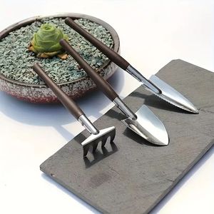 Juego profesional de paleta y rastrillo de jardín con mango de madera para jardinería en el hogar y al aire libre - Product Image 4