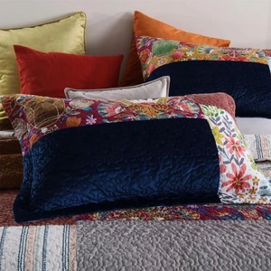 Full Size Velvet <b>Fabric</b> <b>Bedding</b> Set Solid Pattern Home Use Lightweight Filling Bedspreads Coverlets 300TC Thread Count - Product Image 3