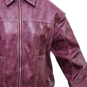 Veste longue oversize en similicuir vieilli bordeaux personnalisée pour sororité, avec logo lettres grecques, style moto vintage pour femme - Product Image 5