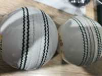 Bola Kriket Premium Berkualitas Terbaik MIRBA SPORTS 4 Buah 156g, Jahitan Tangan, Kulit, Inti Gabus Putih, Tahan Lama